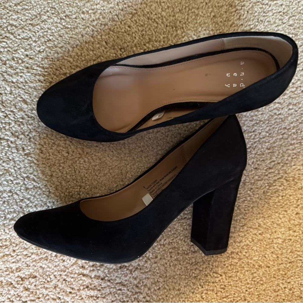 A New Day block black pumps